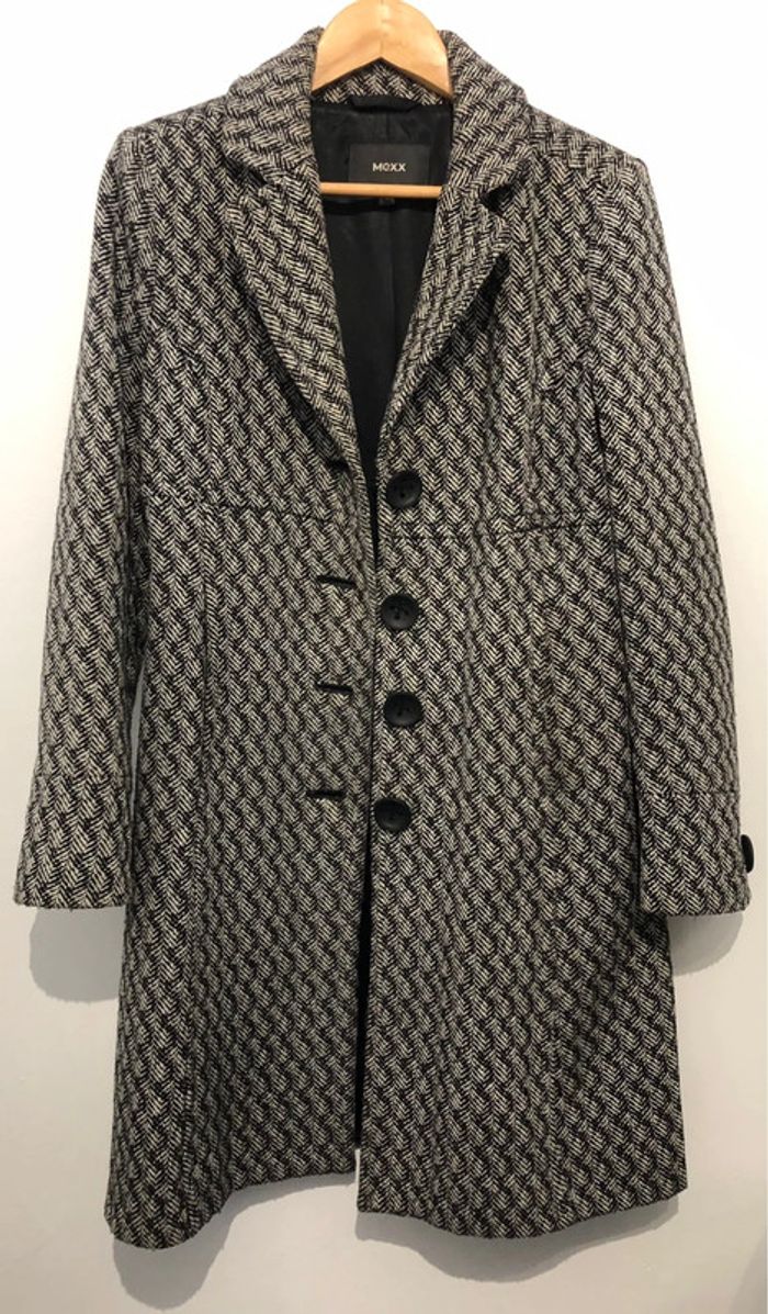 Joli manteau à chevrons Mexx taille 40/42
