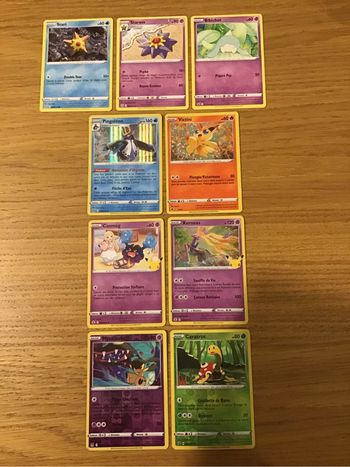 Lot 8 cartes Pokémon promo macdo victini holographique reverse