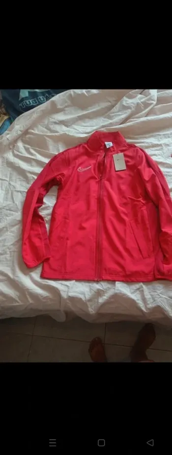 Veste nike taille M neuve