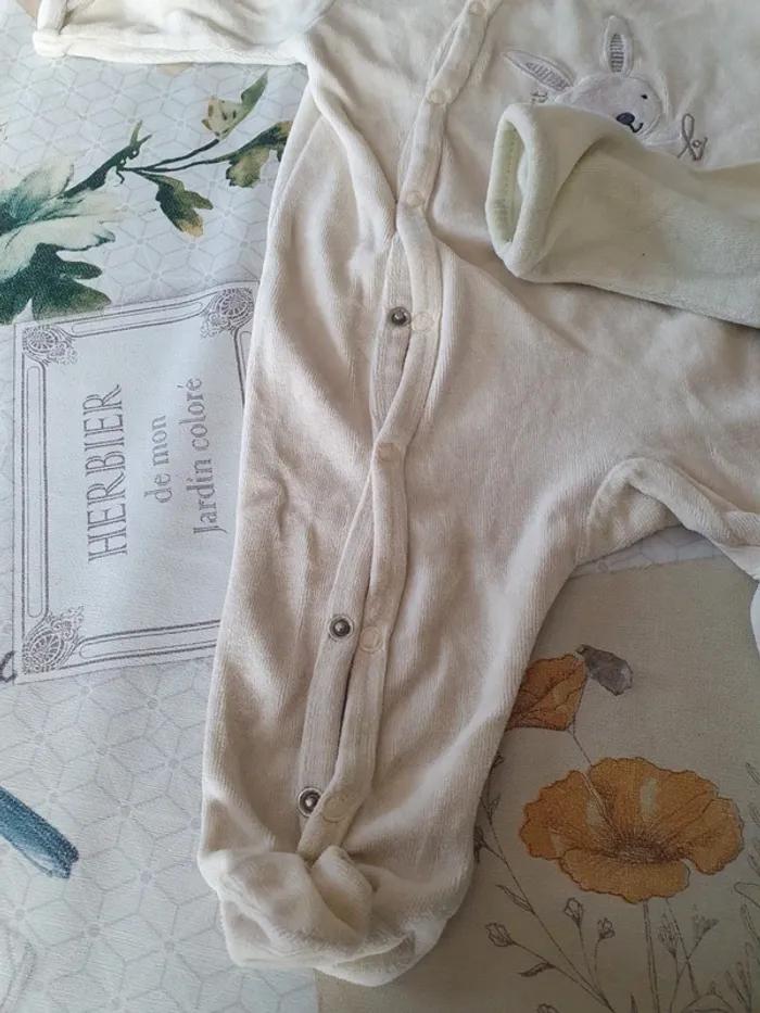 Lot de 3 pyjamas chaud 6 mois. - photo numéro 5