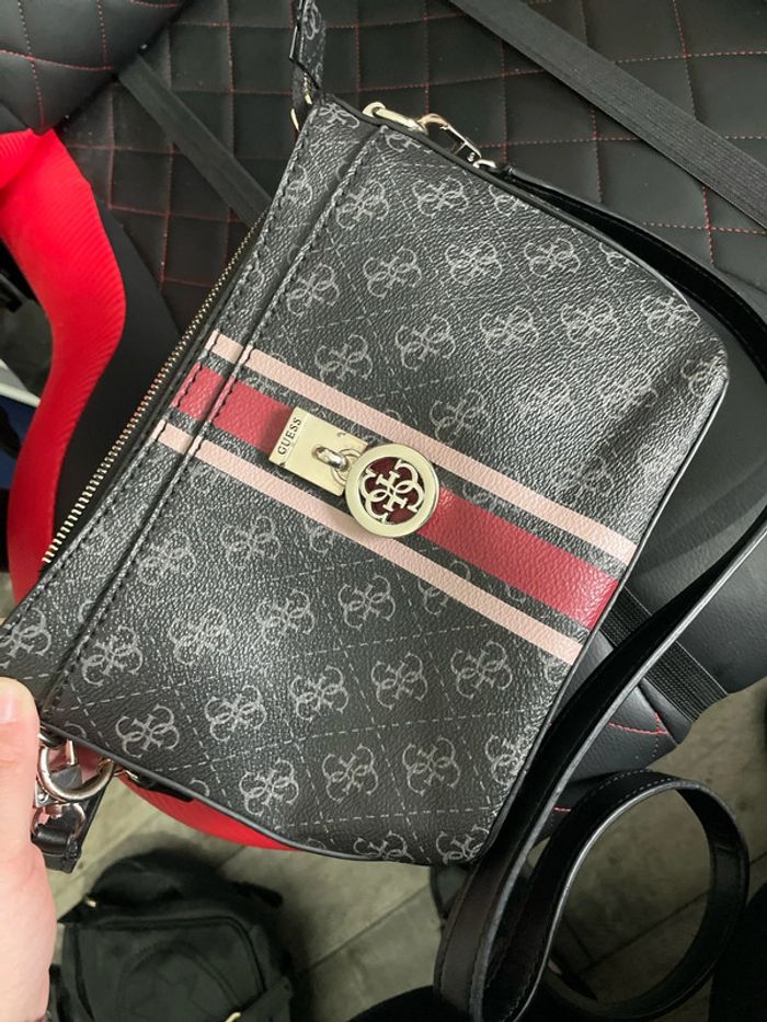 Sac guess - photo numéro 7