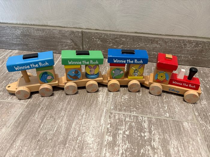 Lot train Winnie l’ourson et voitures en bois - photo numéro 2