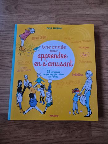 Livre d'activité Montessori Une année pour apprendre en s’amusant neuf