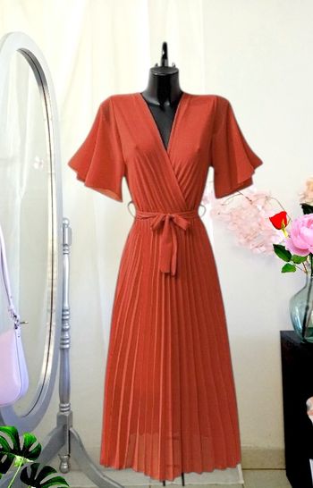 Robe longue plissée terracotta