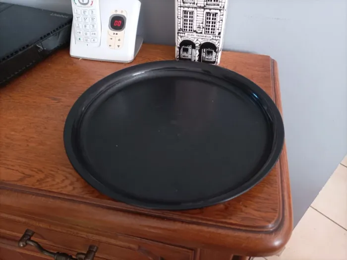 Plateau rond Tupperware - photo numéro 1
