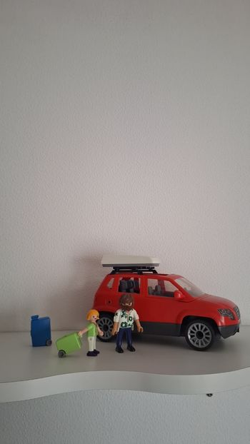 Playmobil voiture rouge 
