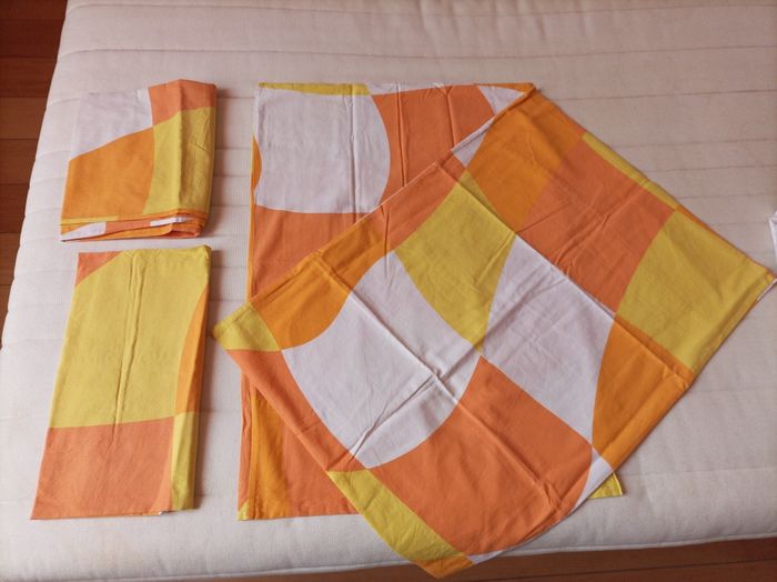 4 TAIES D'OREILLER RECTANGULAIRES VINTAGE 70'S