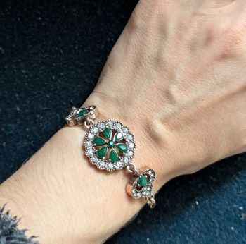 Superbe bracelet a strass