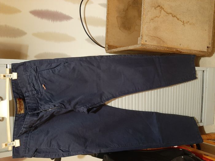 2 pantalons dont 1 neuf pour femmes Taille 42 - photo numéro 3