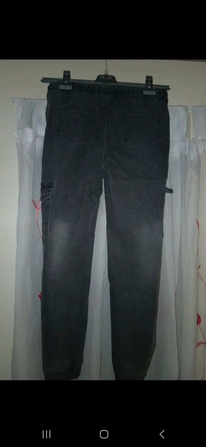Jeans taille 12 ans - photo numéro 2