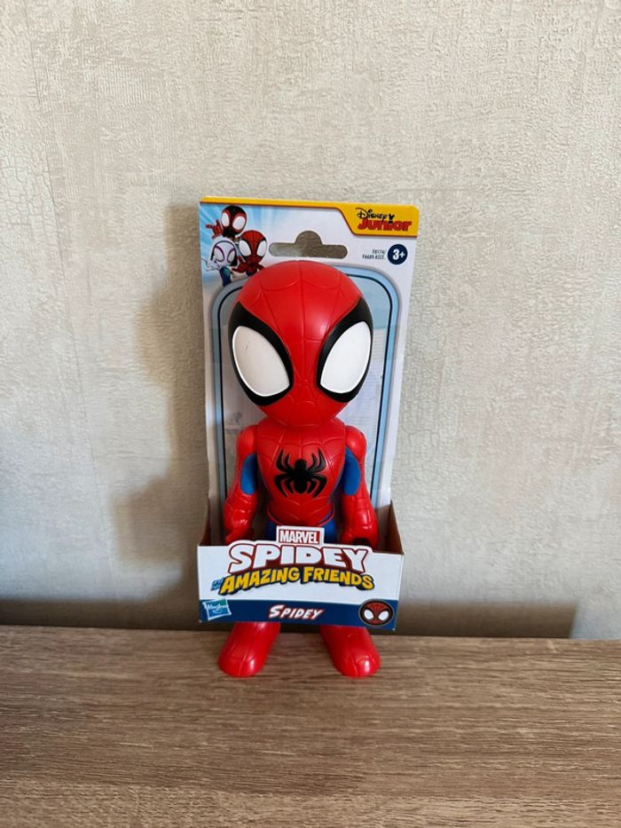 Grande figurine Spiderman neuf
