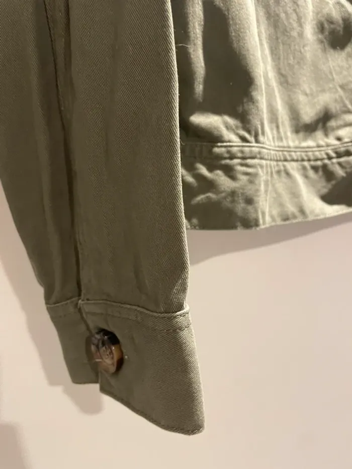 Veste légère kaki taille 38 comme neuve - photo numéro 6