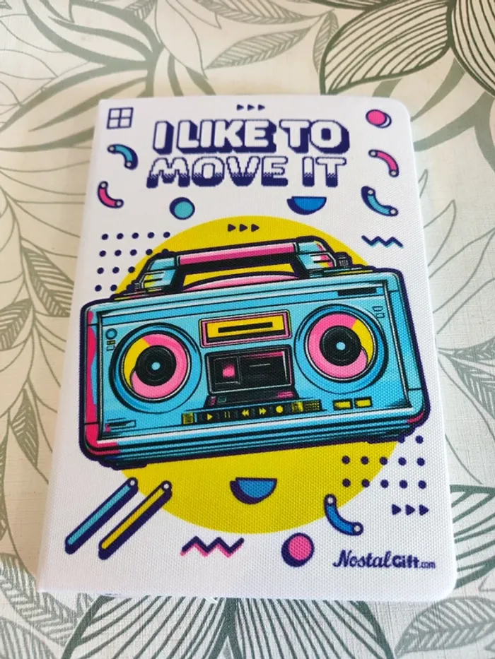 Carnet A5 100 pages au design boombox des années 2000 - photo numéro 2