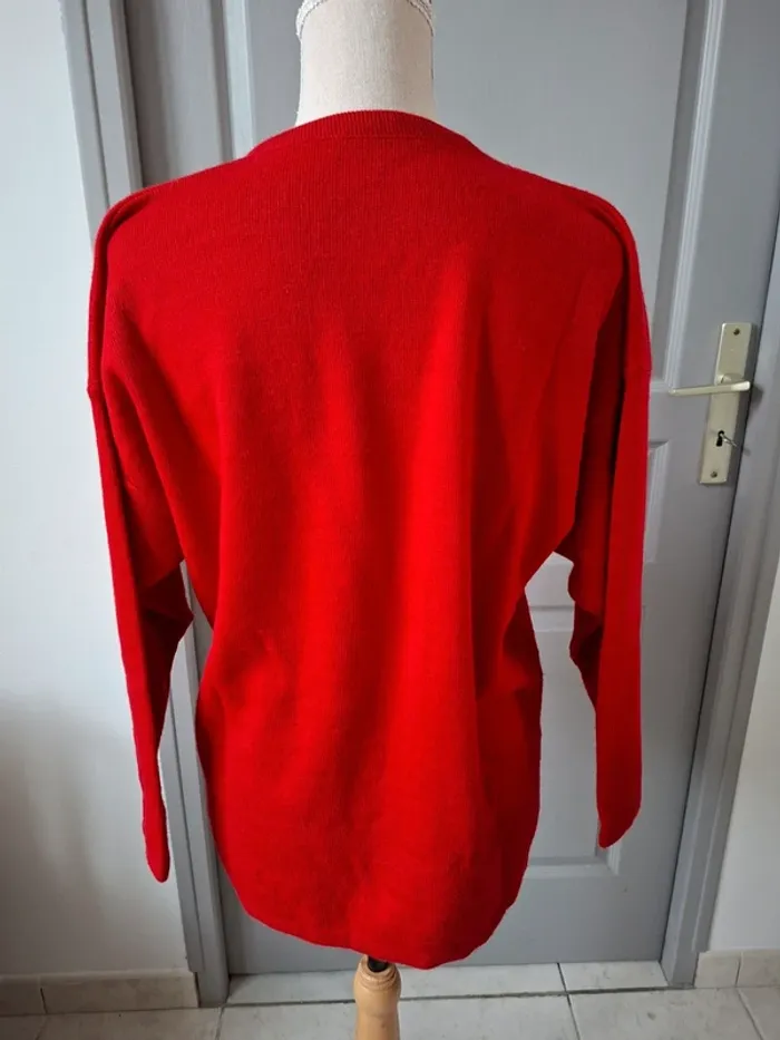 Pull large,rouge avec motif - photo numéro 4