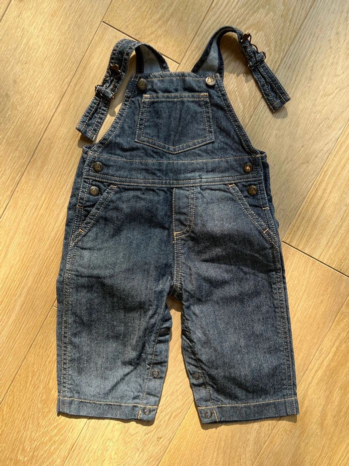 Salopette en jeans petit bateau 6 mois neuf sans étiquette