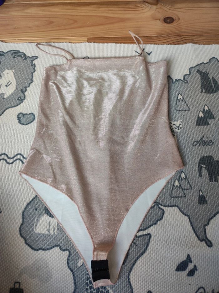 body à paillette - photo numéro 3