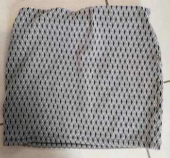 Jupe motif Zara T M