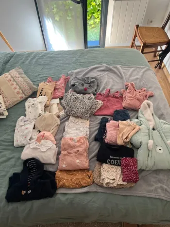 Lot de vêtements 6 mois fille