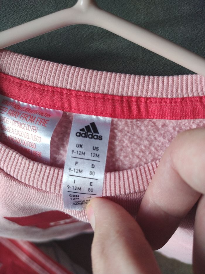 Très beau Survêtement Adidas - photo numéro 4