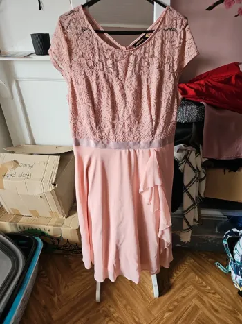 Robe de cocktail rose t44 curve
