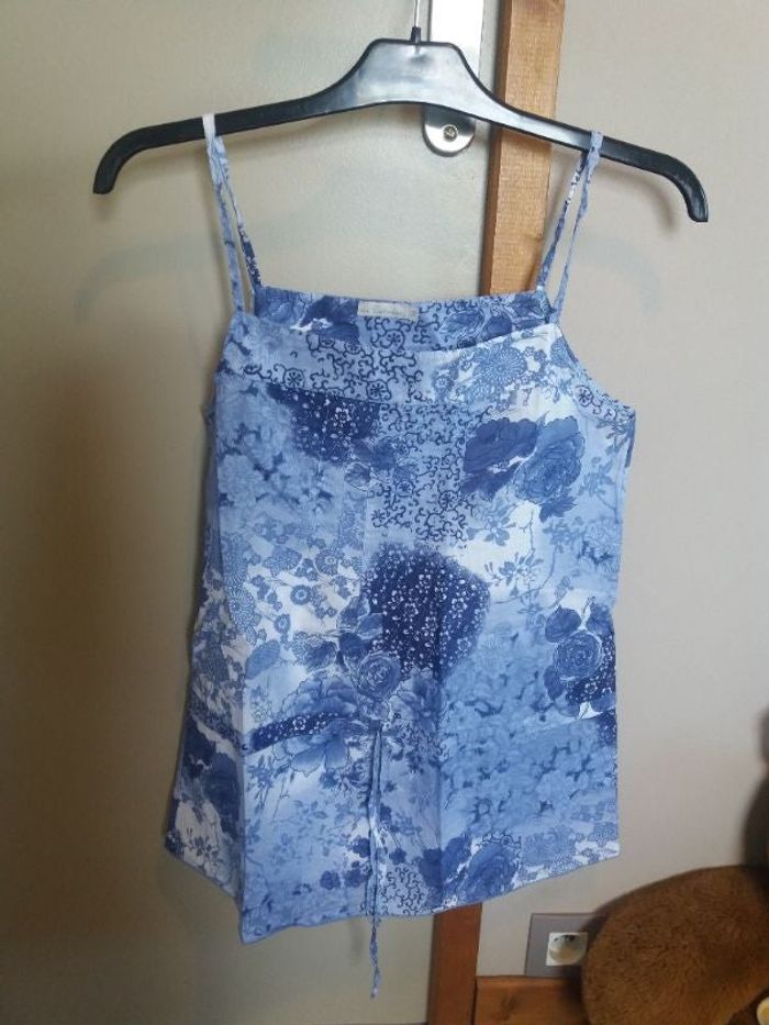 Débardeur bleu à motif