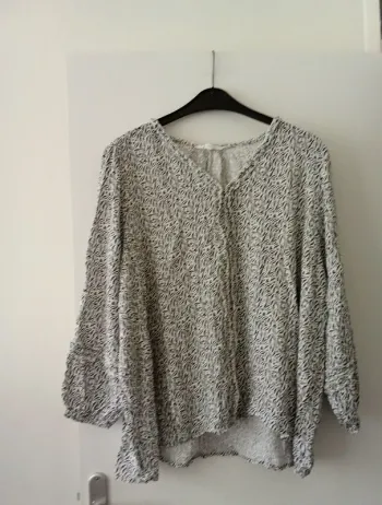 Haut femme ⭐ très bon état ⭐ Taille 52 ⭐ estvl
