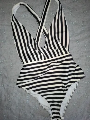Maillot une pièce Asos neuf