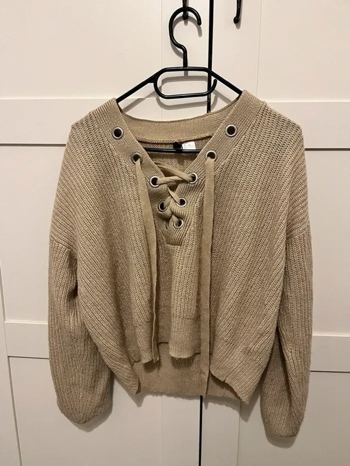 Pull beige pour le printemps - photo numéro 2