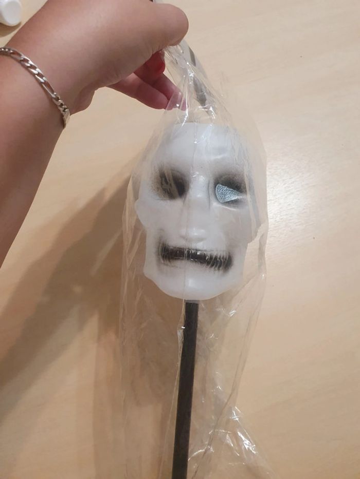 Spectre crâne tête de mort neuf - photo numéro 3