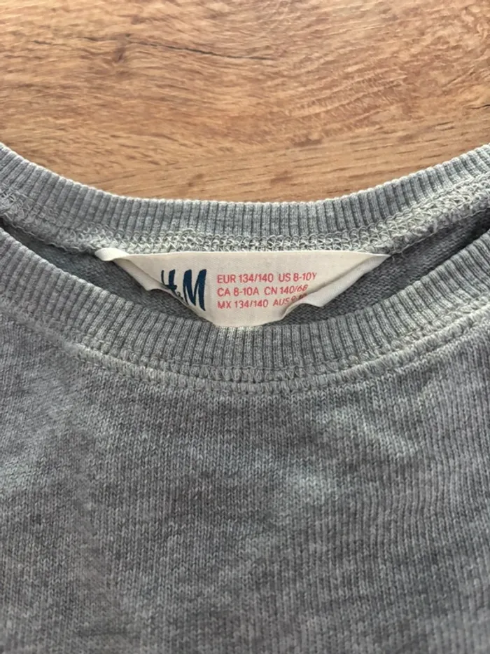 Sweat garçon gris H&M taille 8 10 ans - photo numéro 2