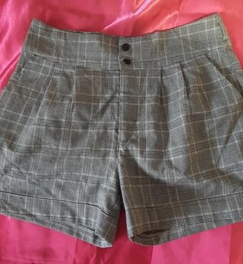 Short femme 38 - M