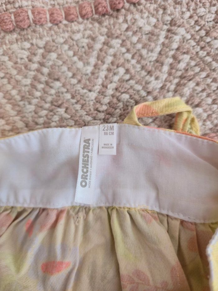 Robe fleurie jaune et orange liseré doré dentelle bandeau jaune à fleurs orchestra 2 ans 23 mois - photo numéro 6