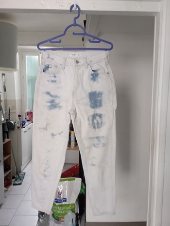 Jean de femme taille 36 marque pull et bear