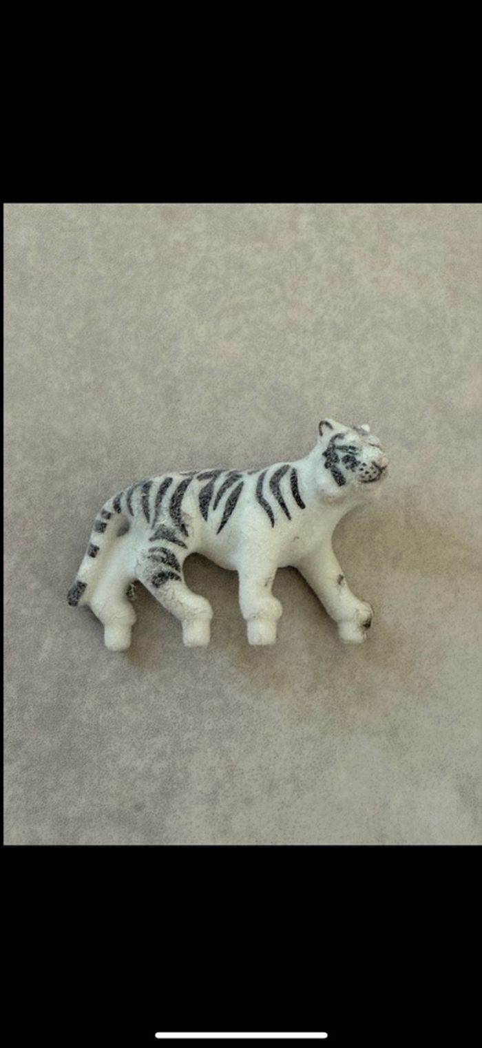 Figurine tigre blanc - photo numéro 5