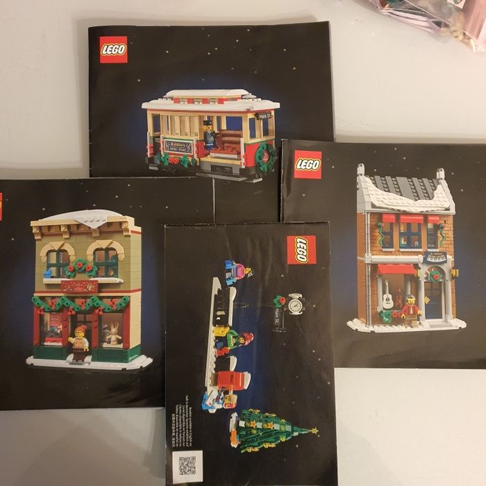 Lego 10308 La grande rue décorée pour les fêtes - photo numéro 2