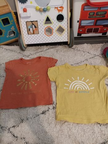 Haut manches courtes Primark 12 mois