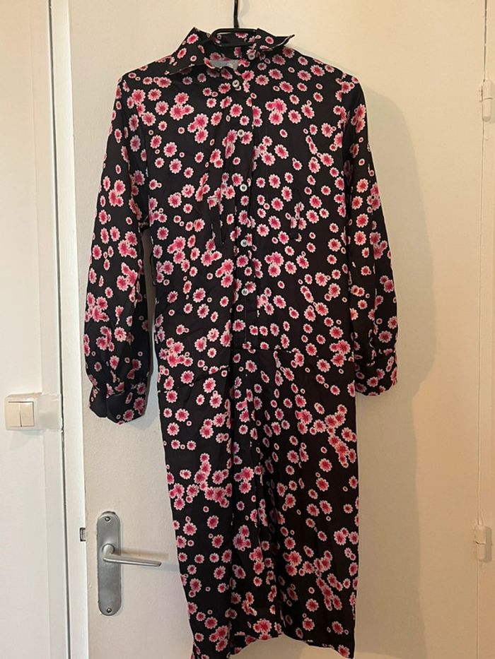 Combinaison en soie imprimée de roses - photo numéro 3