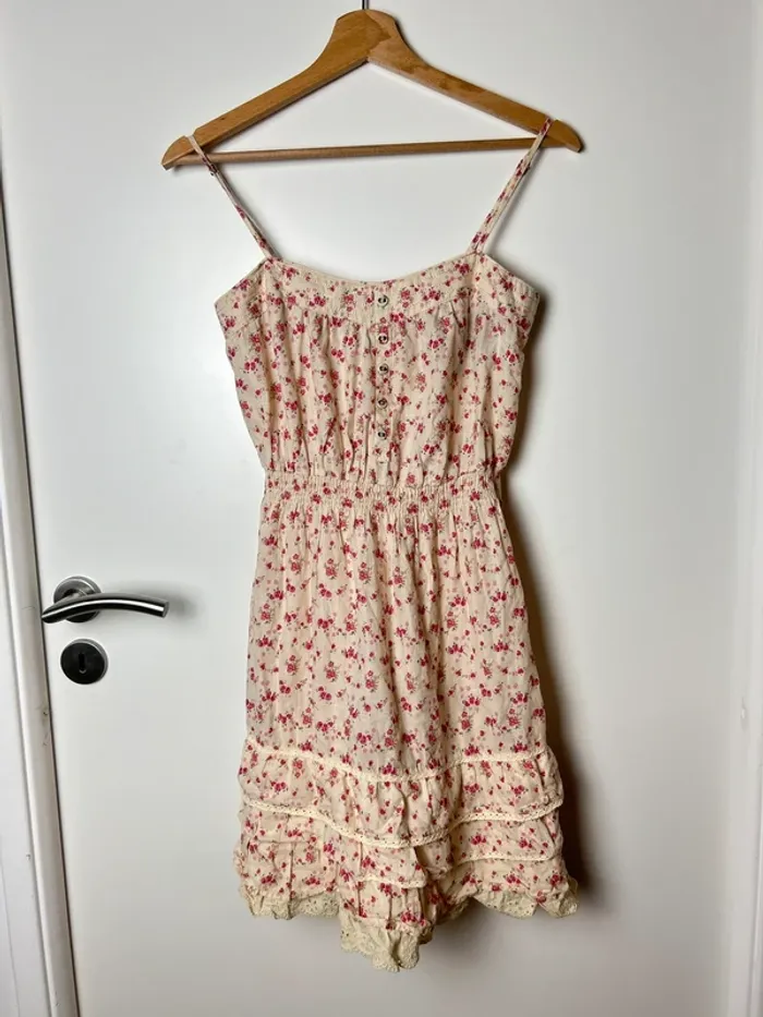 Robe courte fleurie Mango vintage taille S
