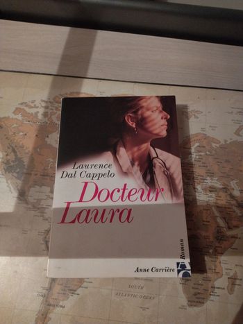 Livre Docteur Laura