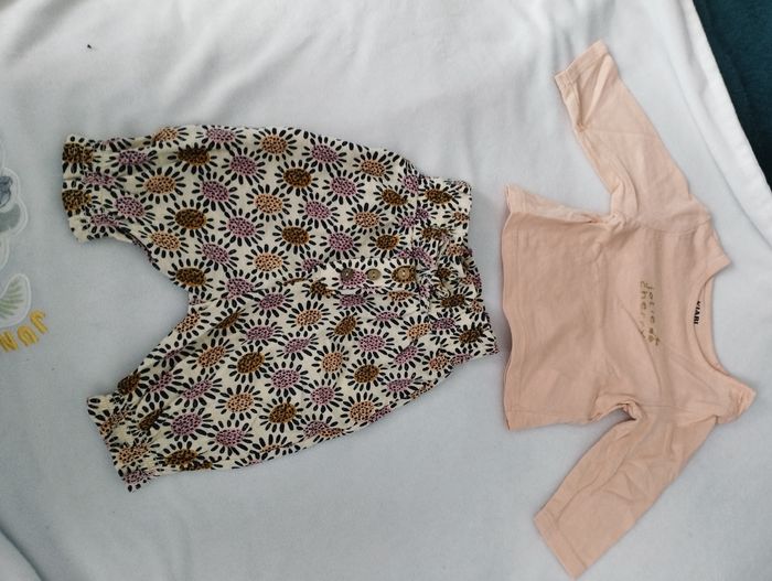 Pantalon teeshirt Kiabi 1 mois