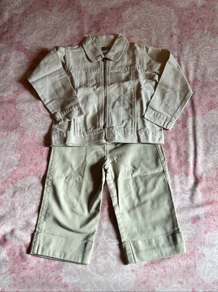 Ensemble veste et pantalon 3/4 petite fille