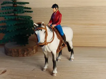 Schleich cavalière brune et son cheval Figurine animal équitation