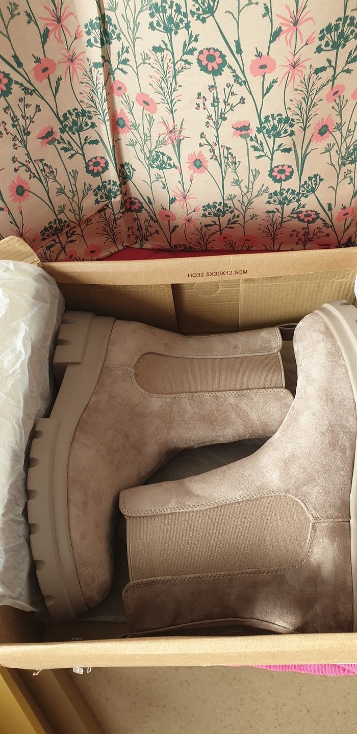Bottines Montantes neuves - photo numéro 8