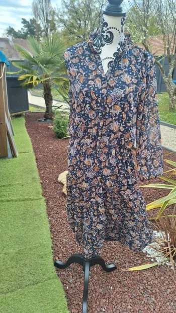 Sublime robe longue fleurie taille 40 neuve 🏷