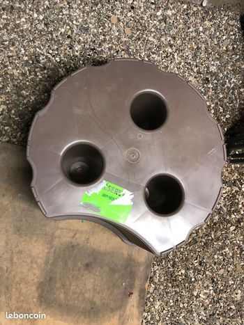 Socle pour recuperateur eau