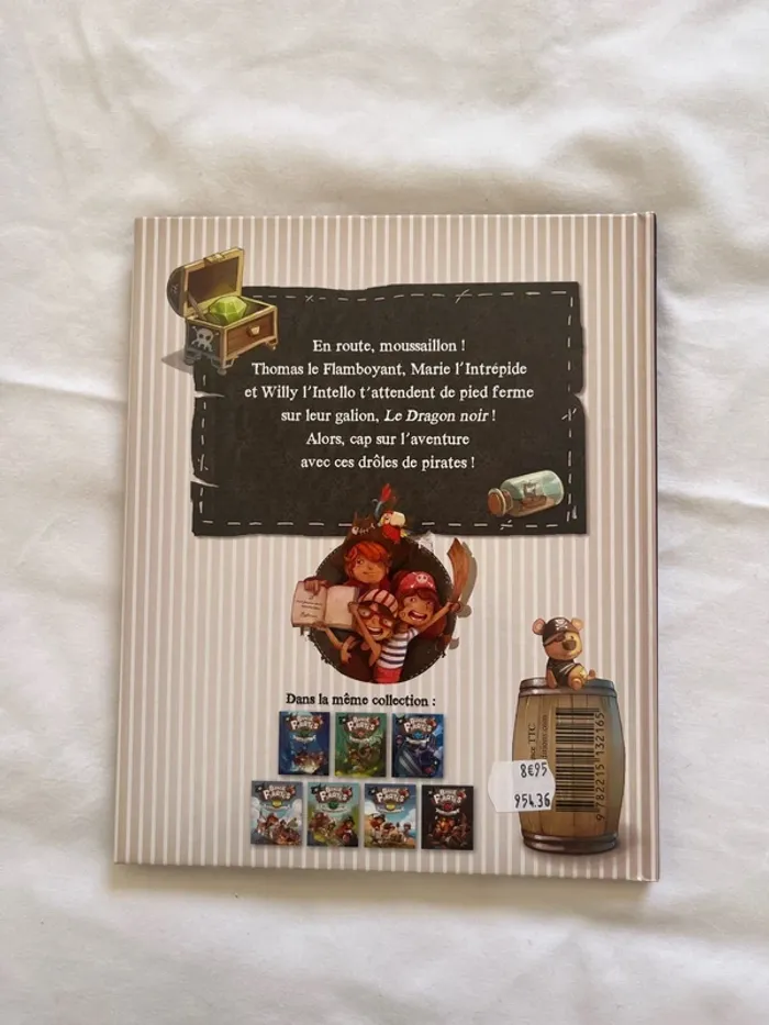 Livre bande de pirates - photo numéro 3