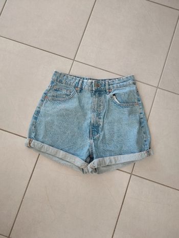 Short denim