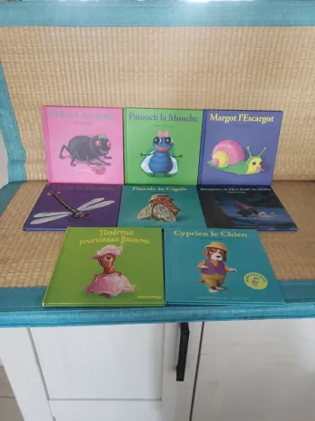 Lot de 8 livres drôles de petites bêtes