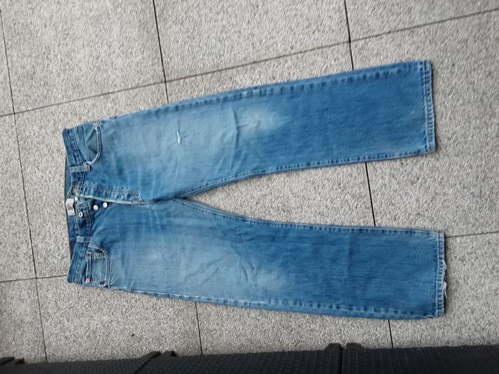 Pantalon jean marque Levi s strauss 501 taille w 34 l 30 - photo numéro 2