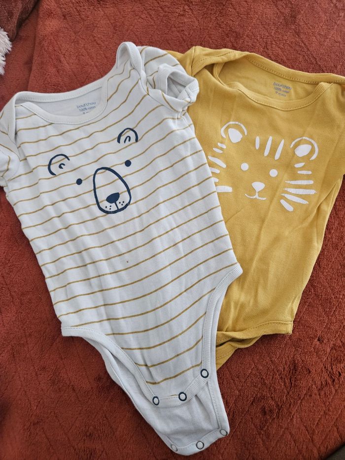 Lot de deux bodys